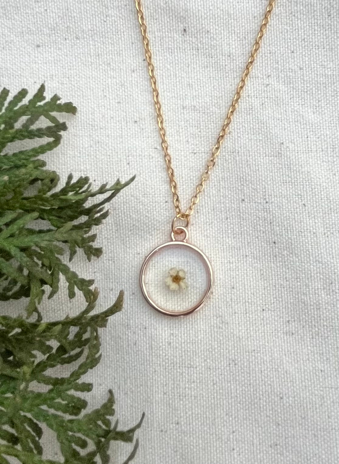 December Holly Necklace in Gold