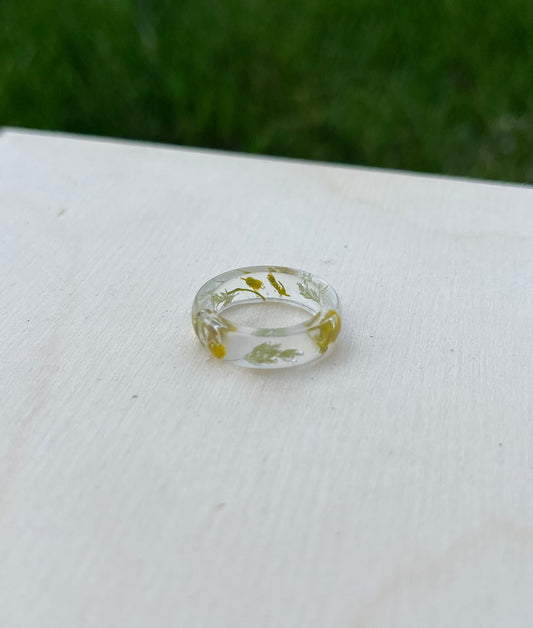 Gold n Fern Ring size 5