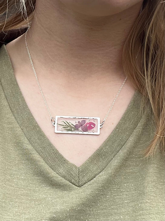 Itty-bitty Rectangle Flower Necklace