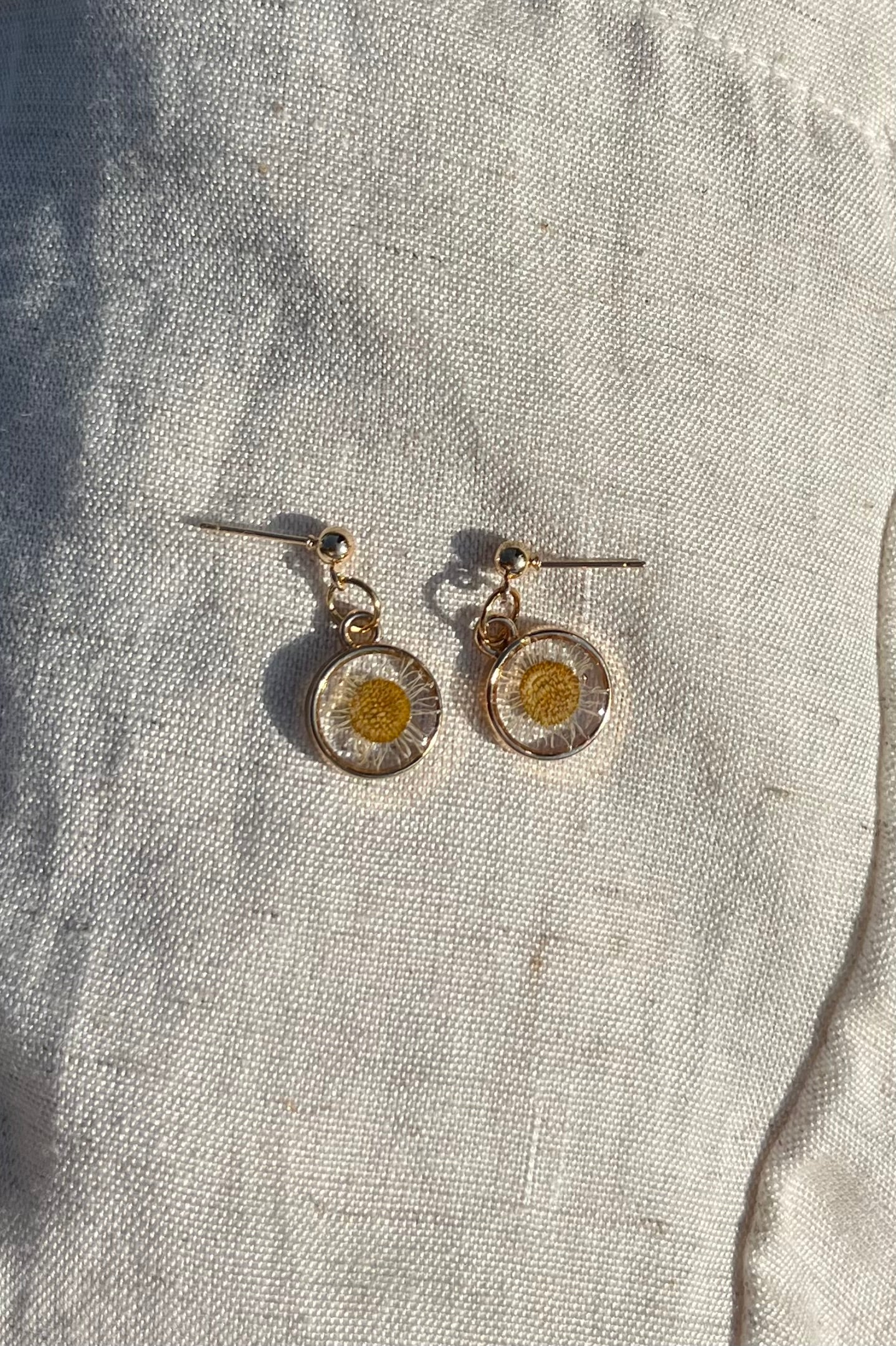 Mini Daisy Dangle Stud Earrings