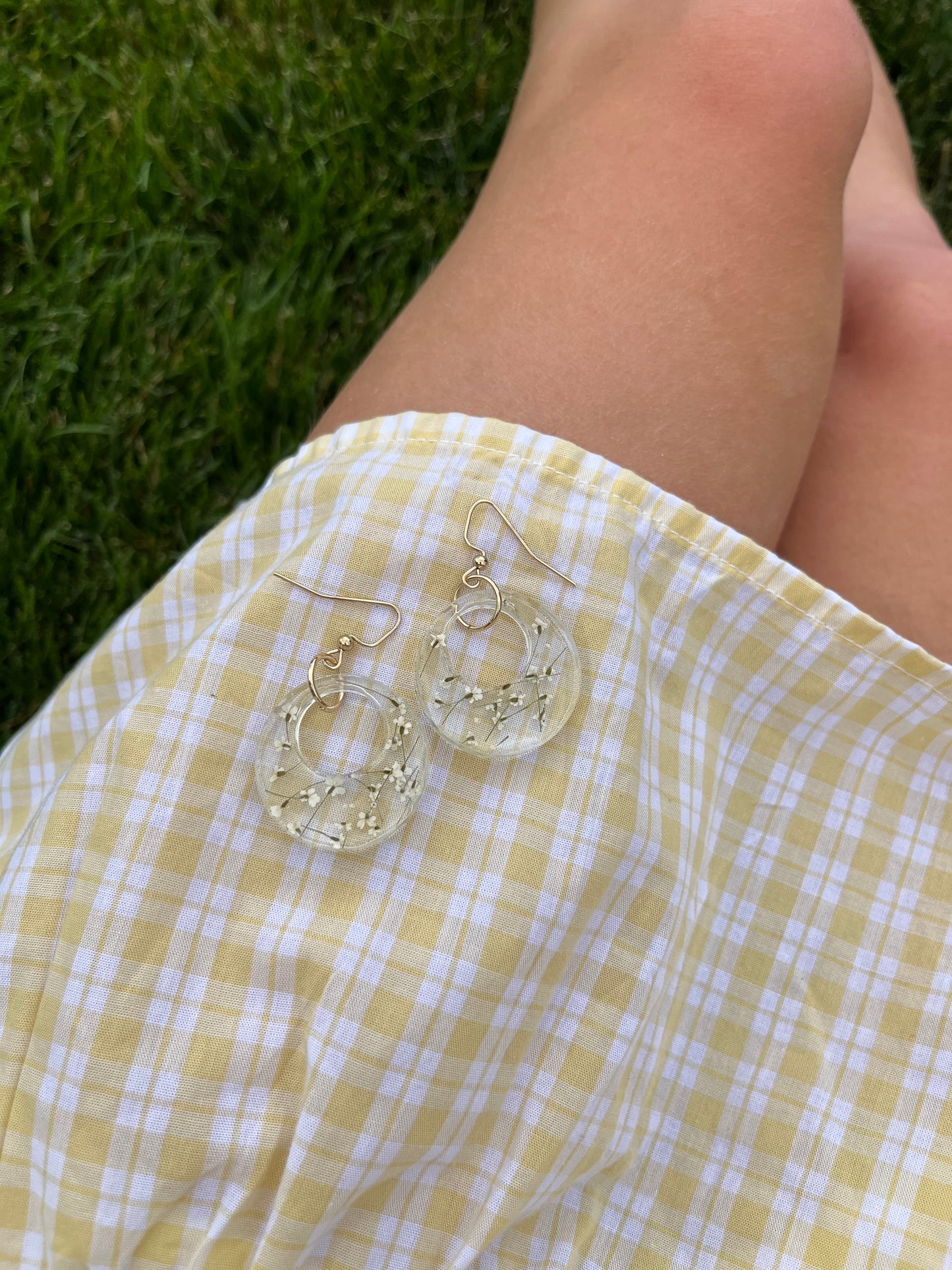 White Wonder Earrings